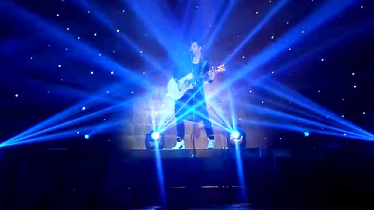 Sakis Rouvas - Emena thes live Larisa
