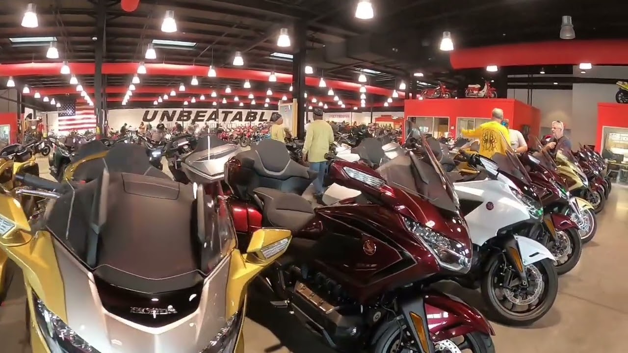 Southern Honda Powersports Show Room floor