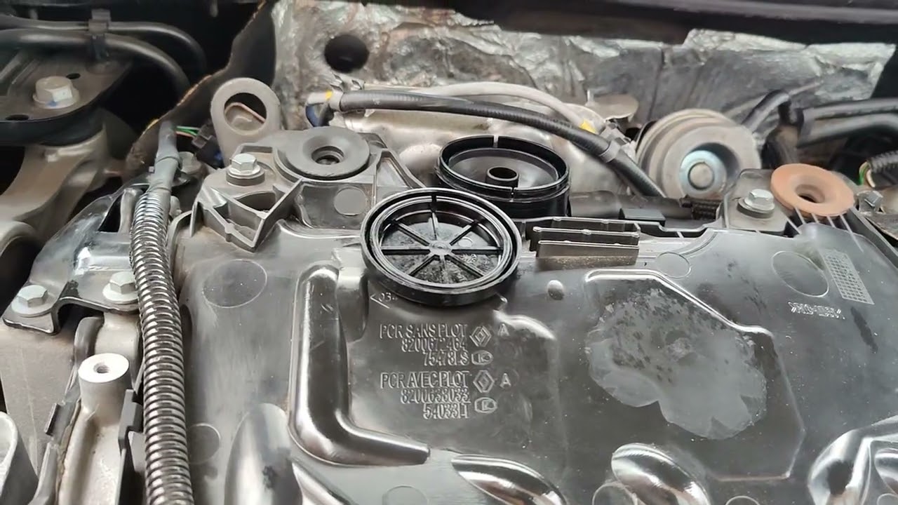 Cum se schimba membrana de la valva PCV la Renault Laguna 3 2.0Dci partea 2