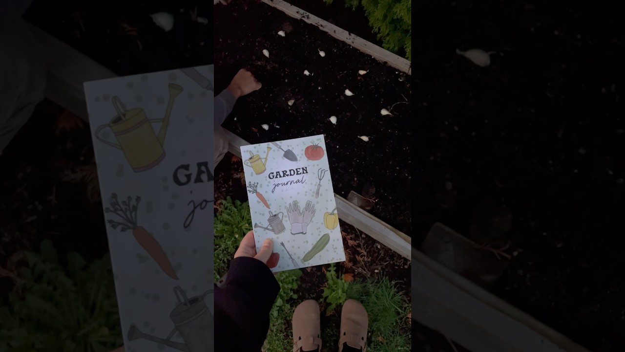 Planting garlic and starting my 2026 garden journal! 🧄