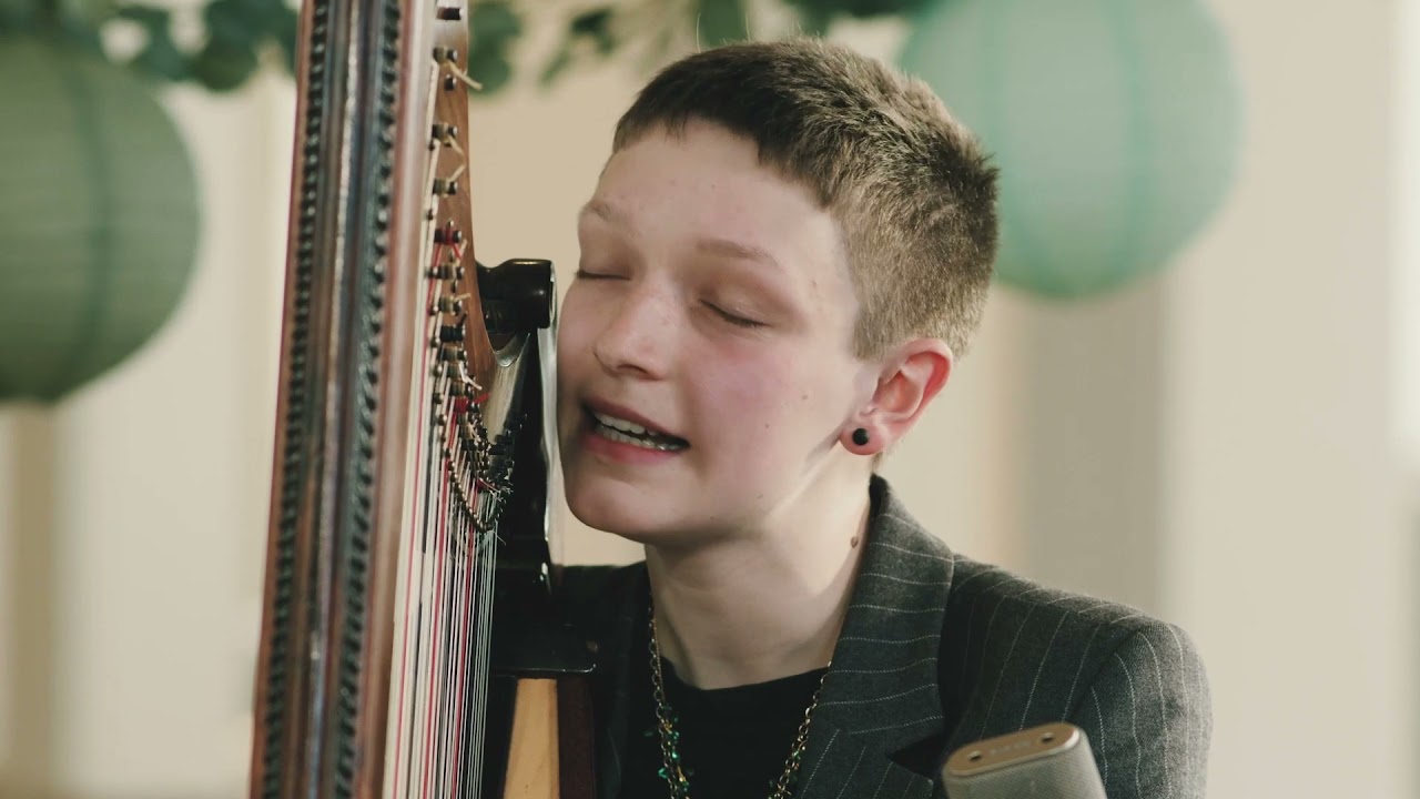 Cerys Hafana - Hen Garol Haf | Ty Gwerin o Bell