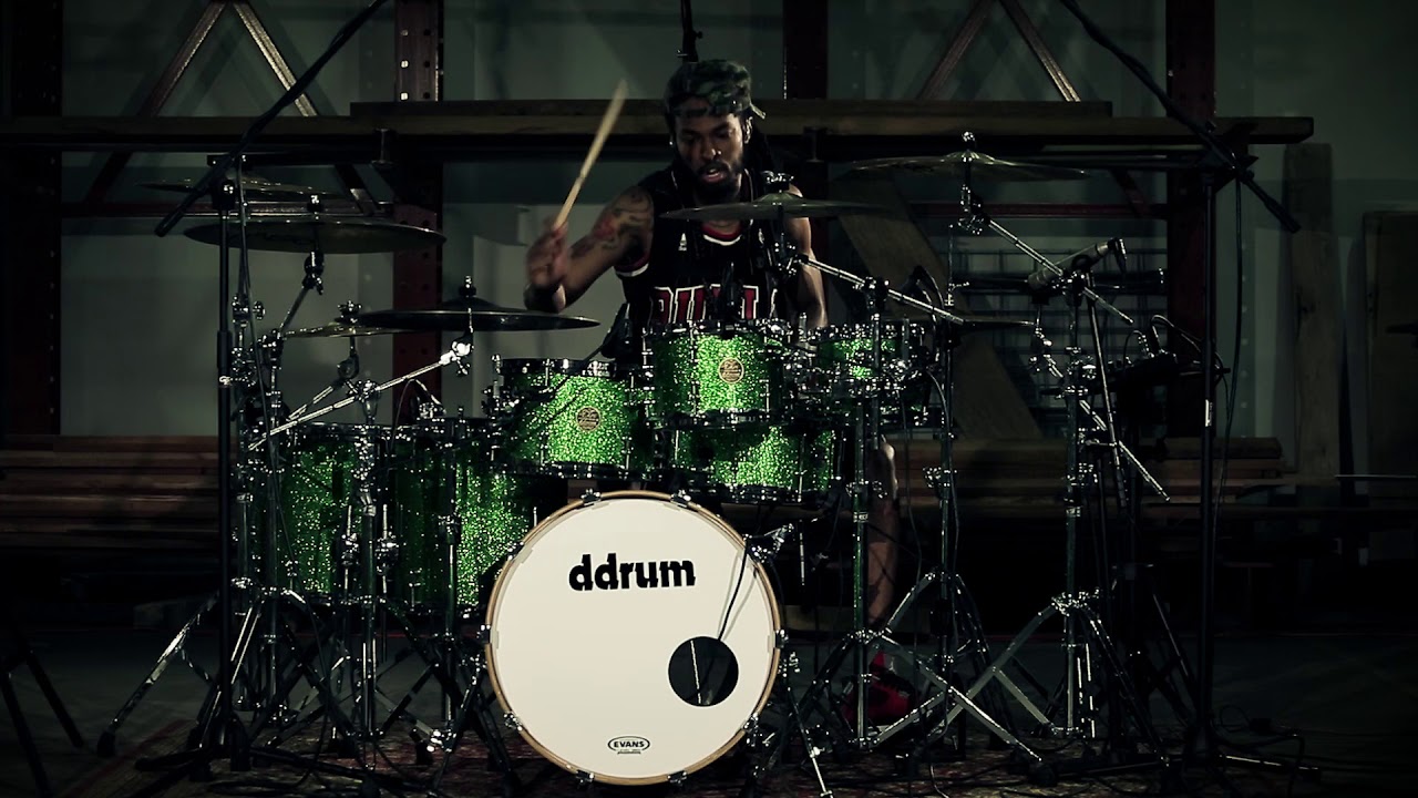 Dios Maple with 20inch bass drum in emerald green sparkle