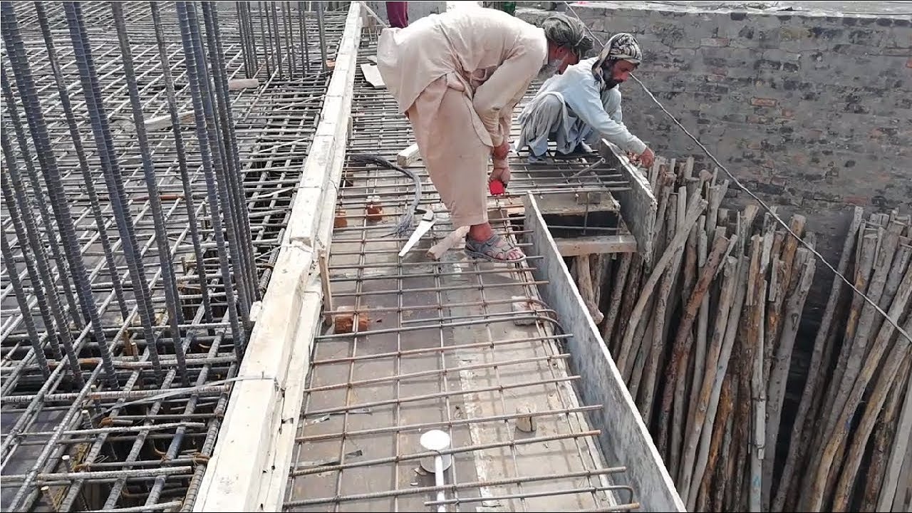 Balcony and slab reinforcement joint
