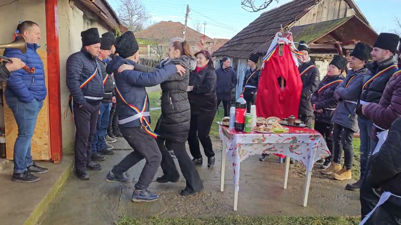 Turcașii din Topești, comuna Drăgești