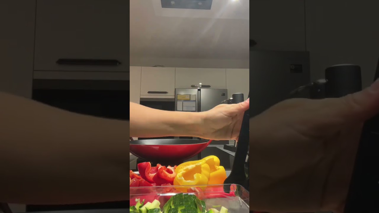Air fried wings & Potatoes with veggies (Sans Gluten)