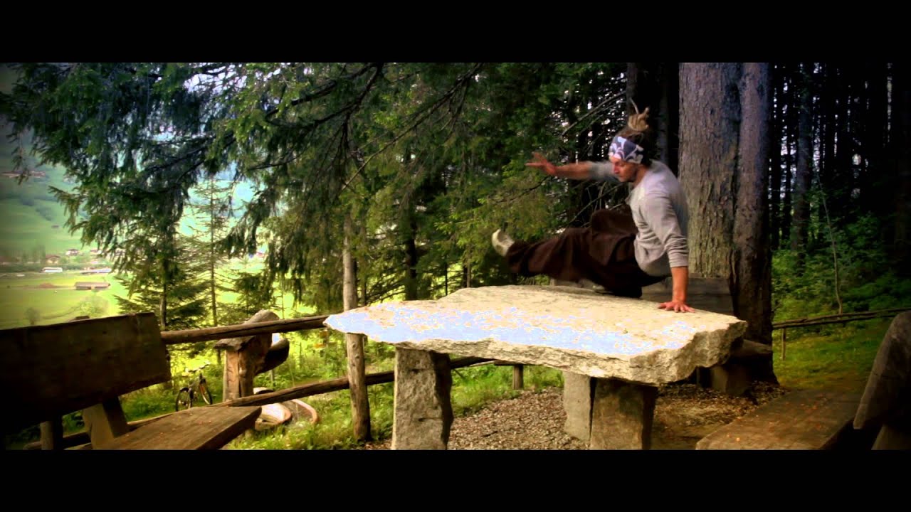 The Beauty of Life - Stefan Rainer - Parkour und Freerunning 2012
