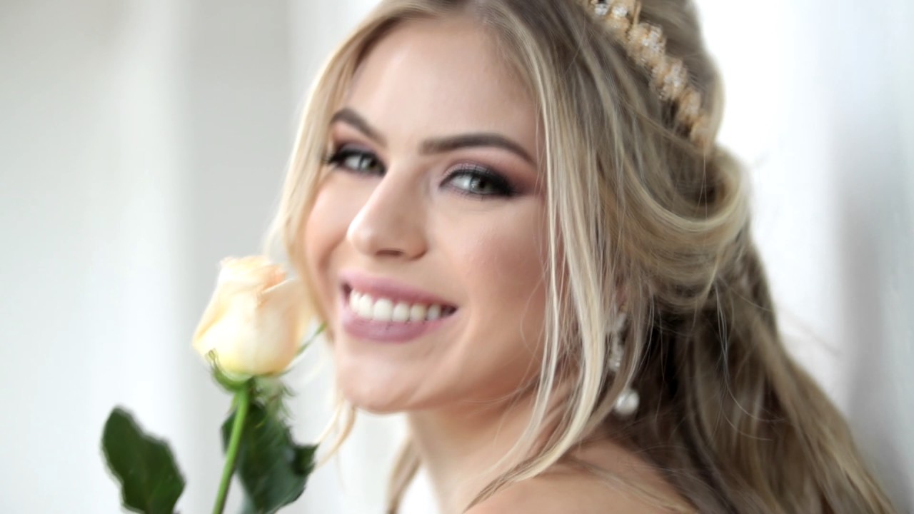 COLECÃO PRINCESAS PARA DEBUTANTES GIULLIANO OLIVA