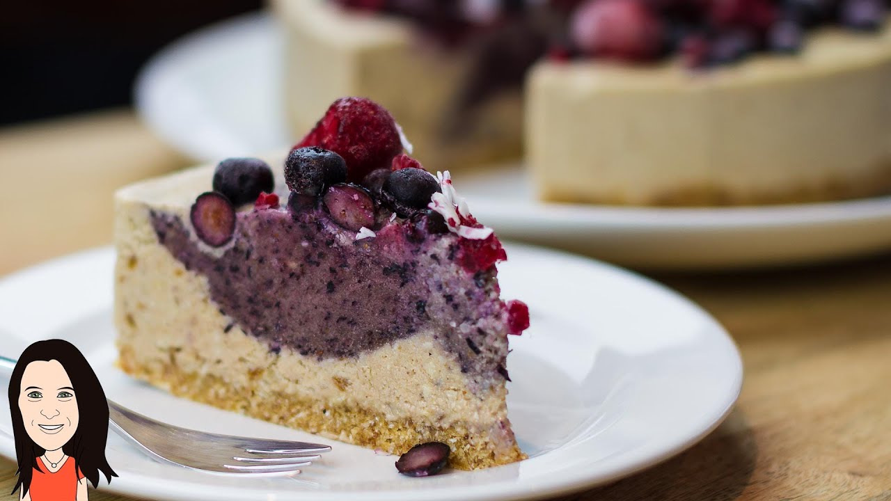 Raw Vegan Berry Cheesecake - Easy Recipe!