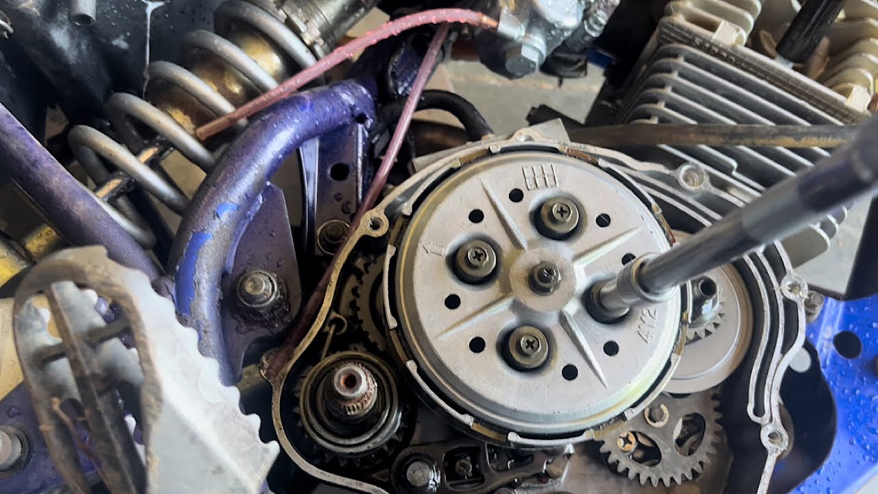 TTR 125 clutch replacement [very detailed how too]