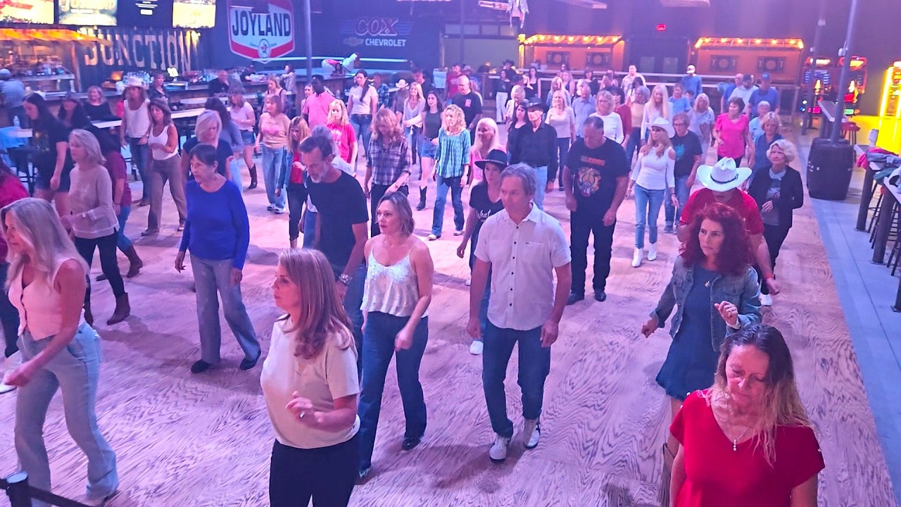 Rowdy Crowd Class Dance