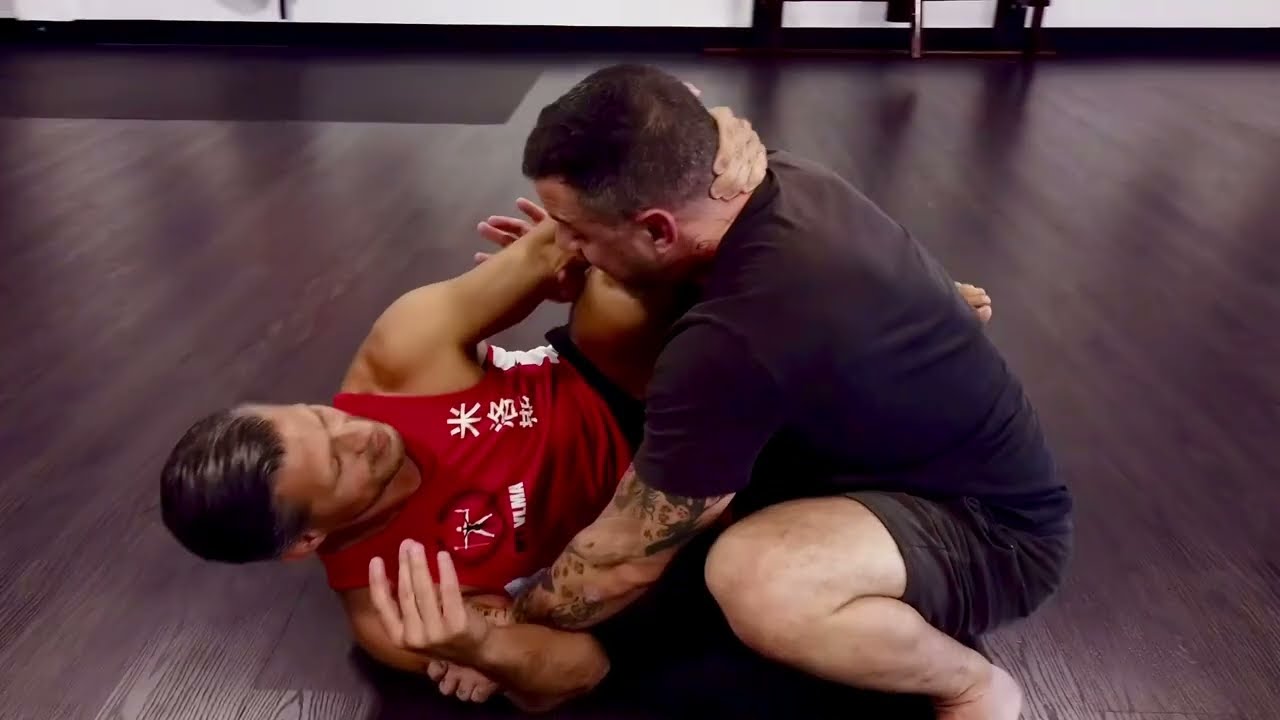 Wing Chun vs BJJ: Sifu Miloš Teaches a Jiu-Jitsu Black Belt the Hidden Power of Structure