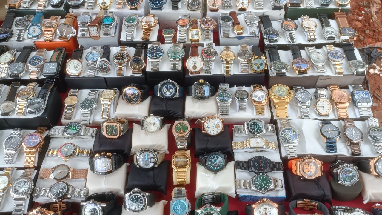 BANYAK JAM TANGAN MEWAH DAN BRANDED DIJUAL DIPASAR LOAK JEMBATAN ITEM JATINEGARA//ENDRI 087899534319