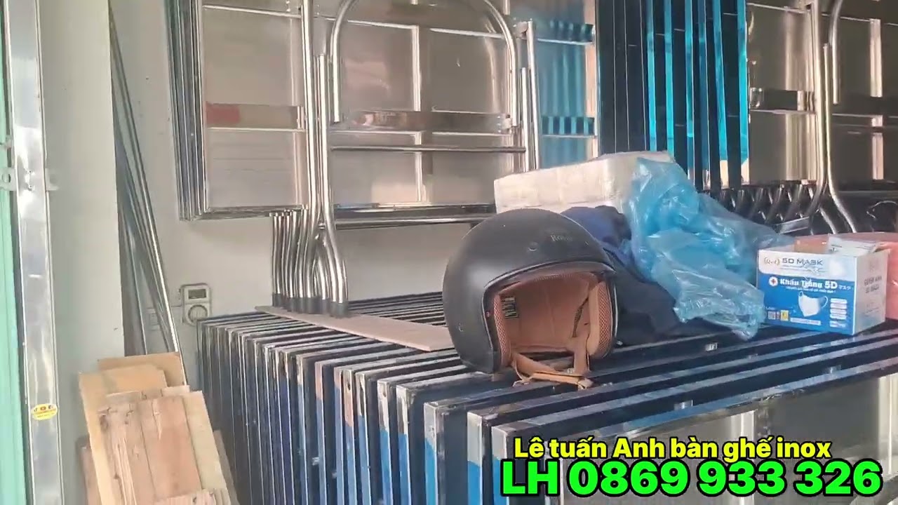 ghế tựa lưng inox và bàn tròn chuyển đi thạch thất Hà Nội 