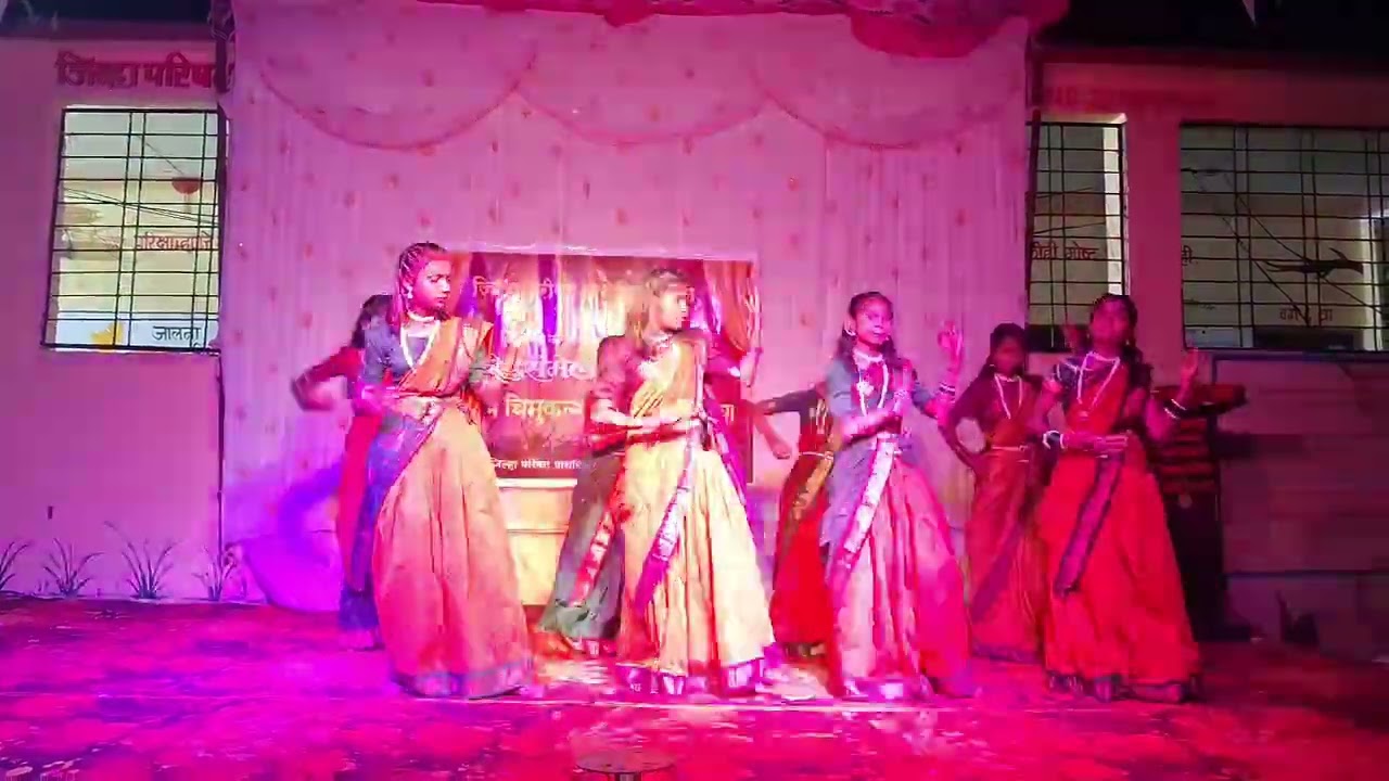 जि प प्रा शाळा वझर स्नेहसंमेलन 2026 साऊथ डान्स