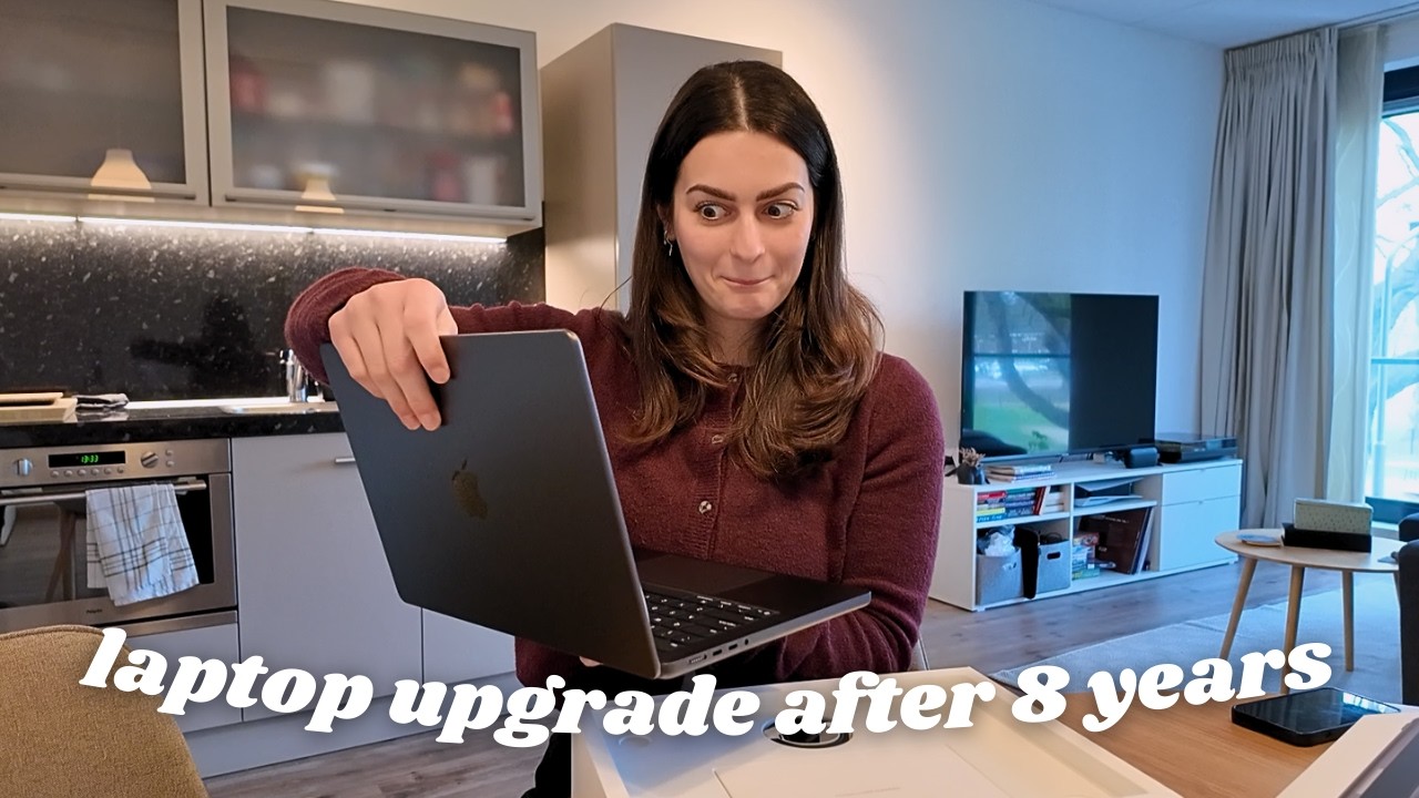 I bought a new laptop! (And went to another solo concert)
