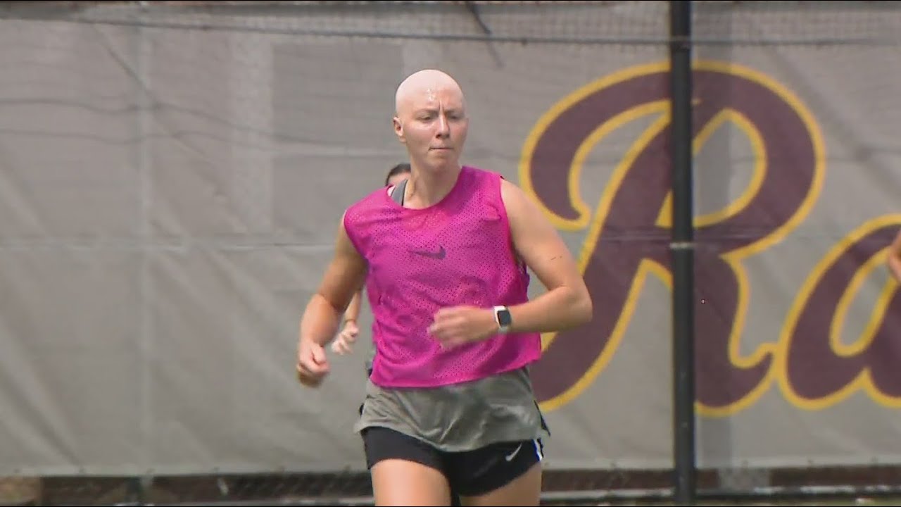 Loyola soccer captain's battle with alopecia inspires teammates
