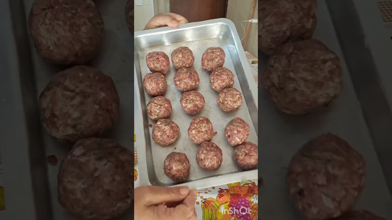 BOLINHO DE CARNE MOÍDA COM QUEIJO 