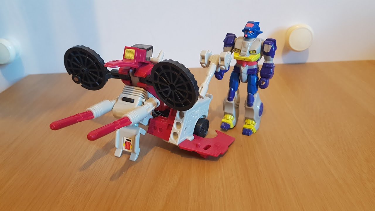 Transformers Reviews - G1 Action Master Axer with Off-Road Cycle