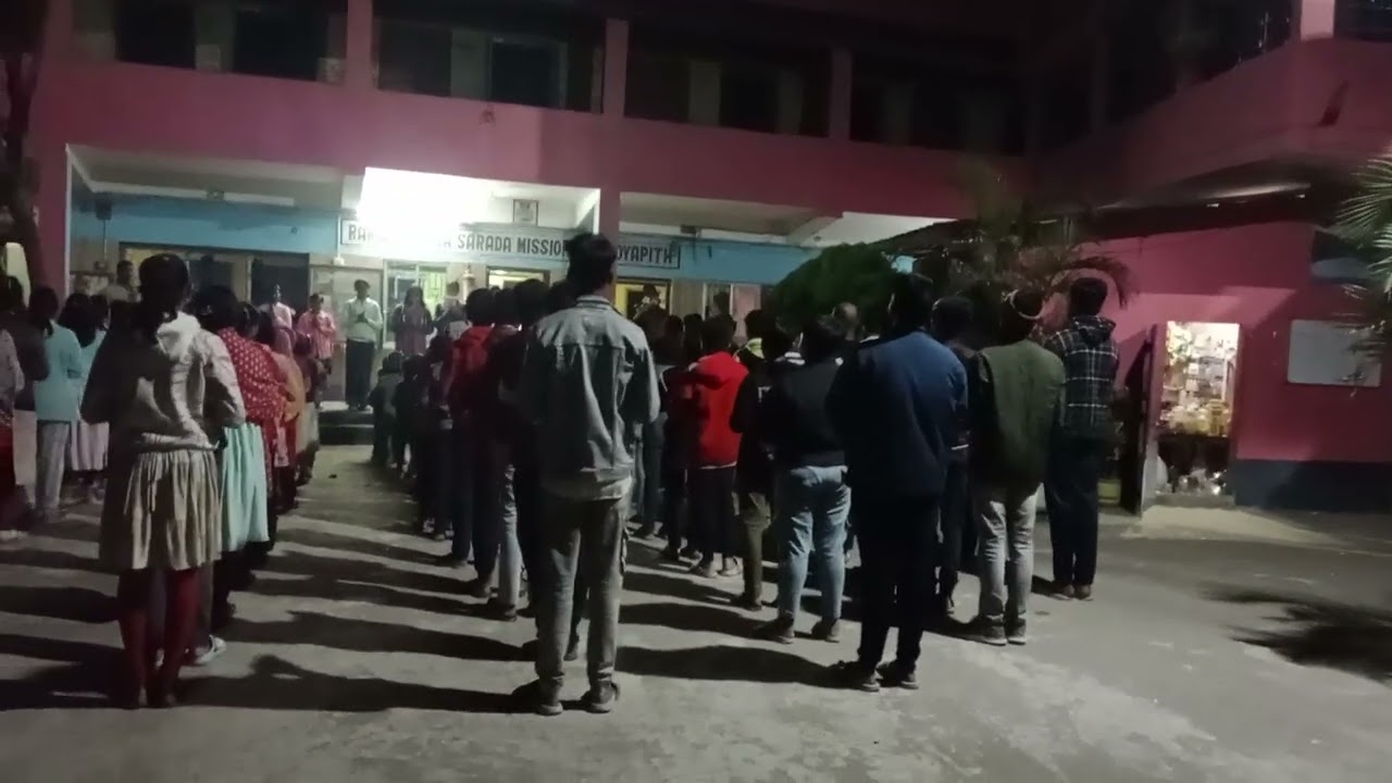 আবাসিক ছাত্র-ছাত্রীদের সন্ধ্যাকালীন প্রার্থনা