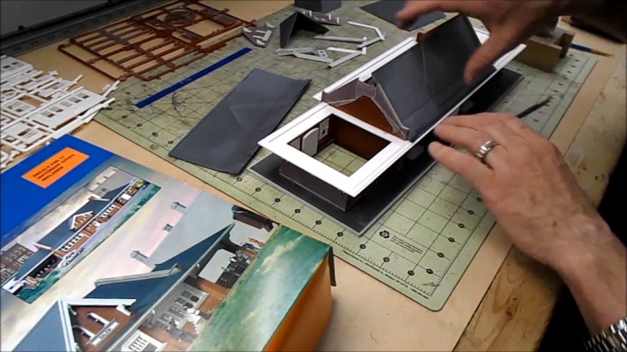 Assembling the HO-scale Walthers City Station kit, part 2