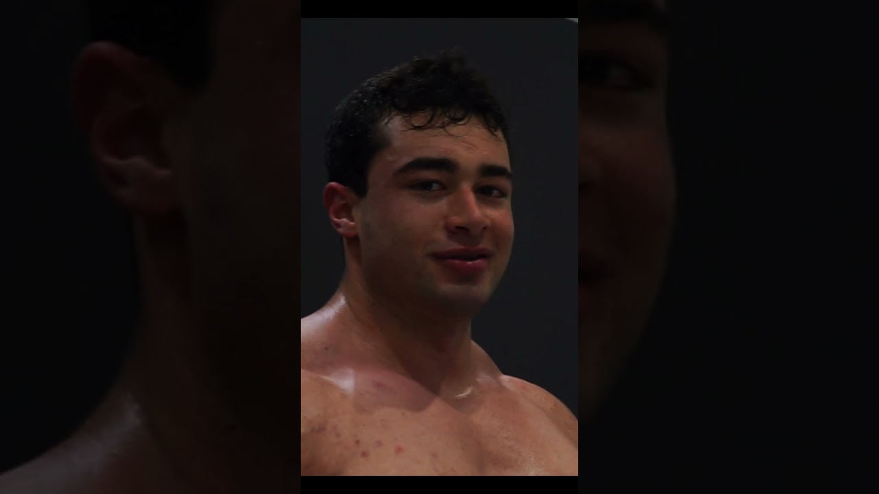 KICKBOXER VS VEGAN BODYBUILDER