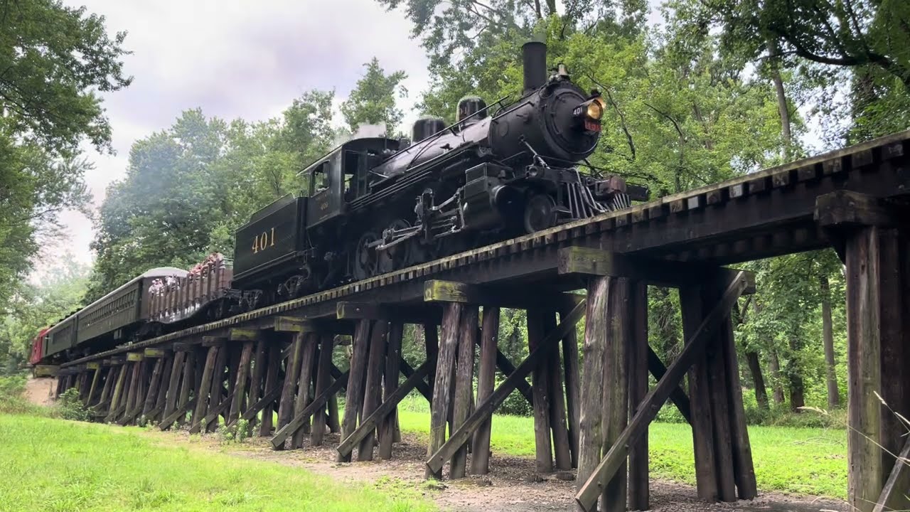 Monticello Railway Museum | 401 Steam Train
