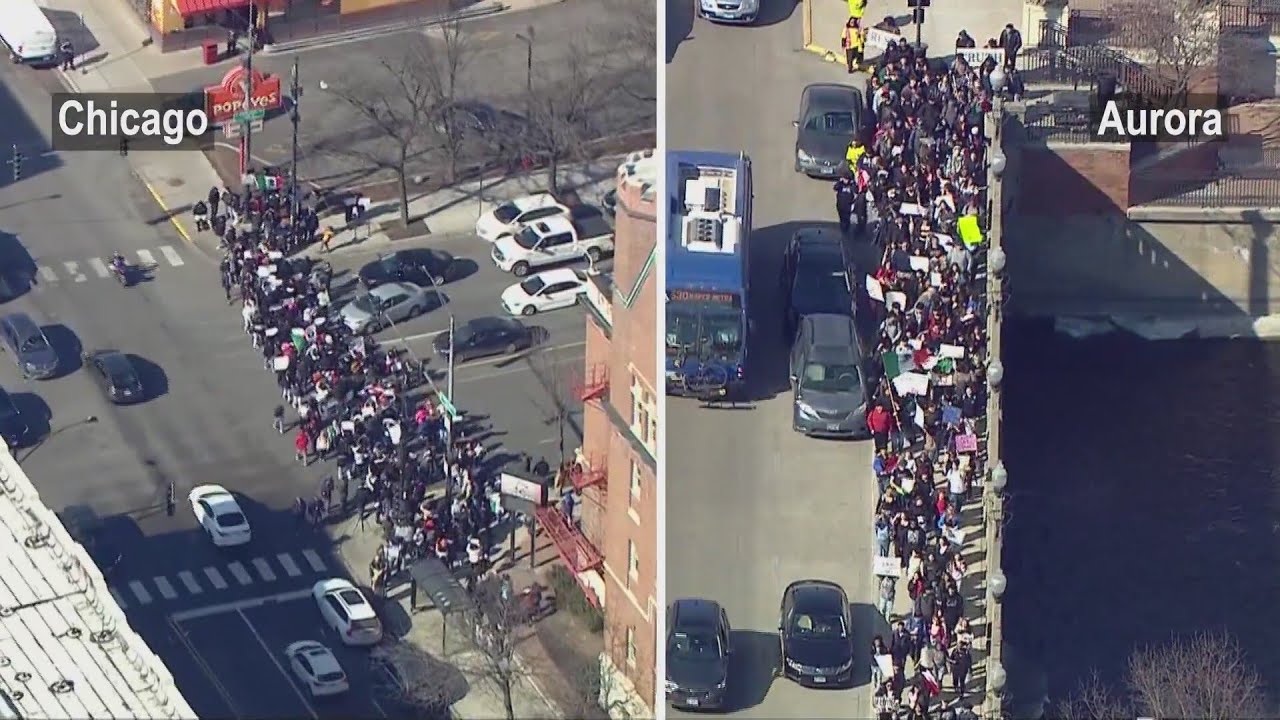 Chicagoland students hold walkouts to protest ICE