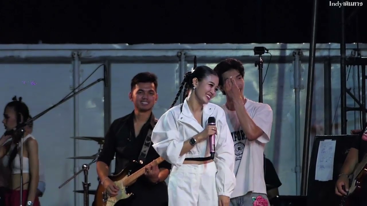 (NEW)แสดงสด #ลำไย ไหทองคำ ความสนุกสนานน่ารัก พีพีDancer ชายถอดเสื้อโชว์กล้าม//ชมรมสาวผัวเผลอ