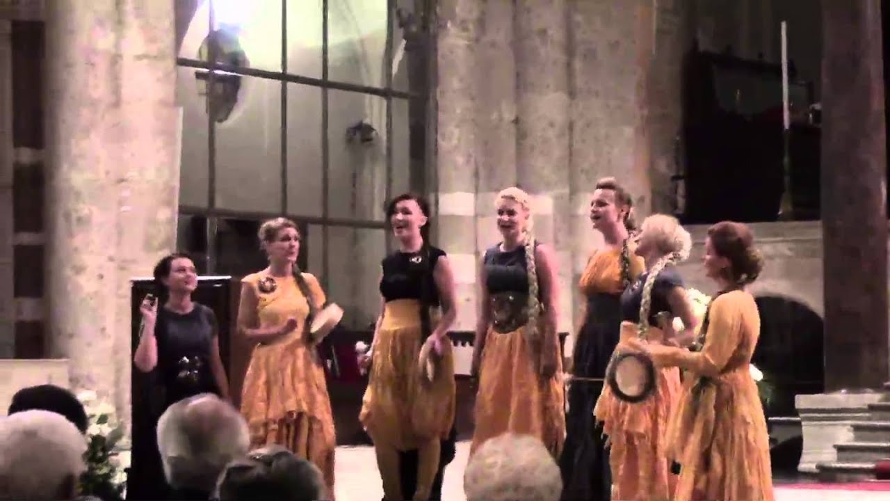 Laura Jȇkabsone: Gloria (from Folk Messa) - Latvian Voices