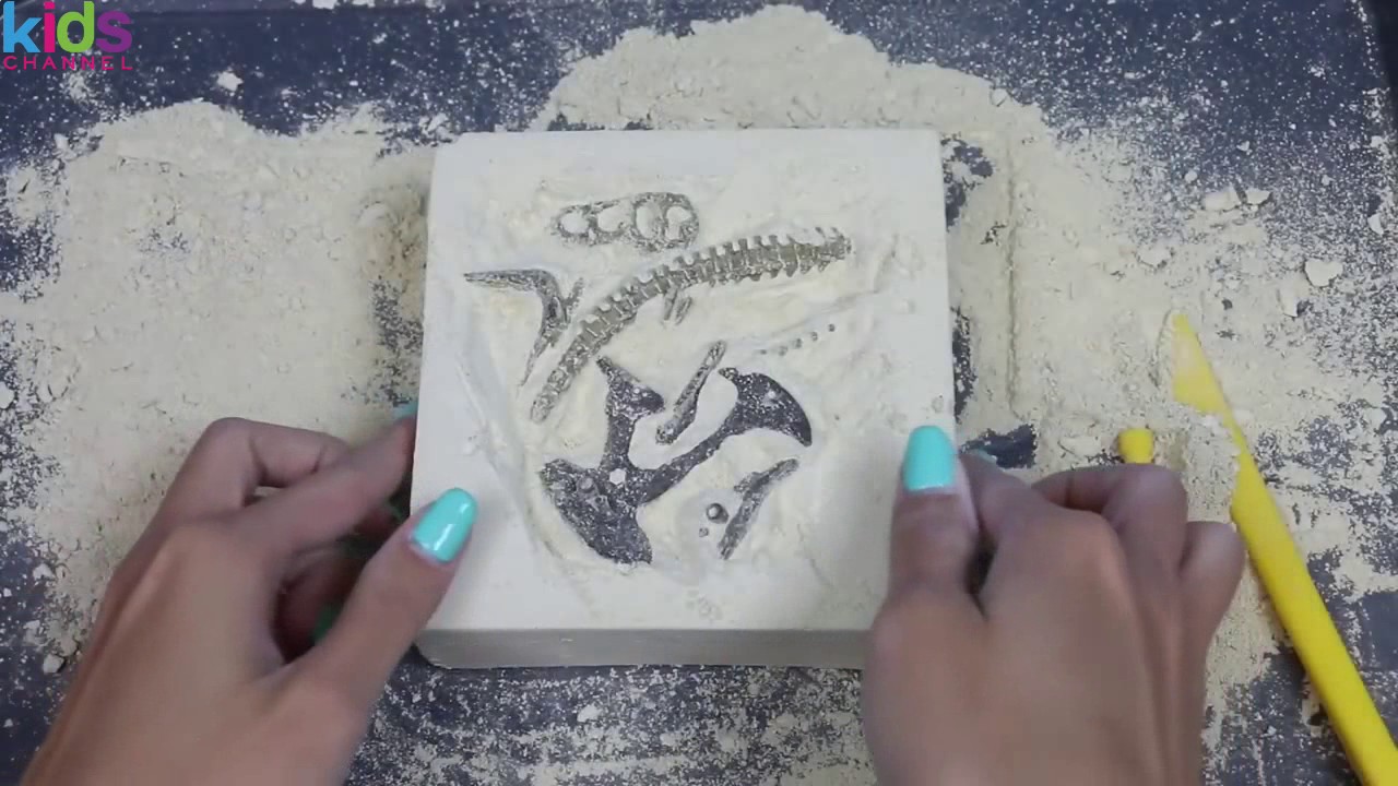 EduScience Lab DINO DIG IT Excavating T-Rex Bones in REAL Sand Fun & Easy Science Experiment! -