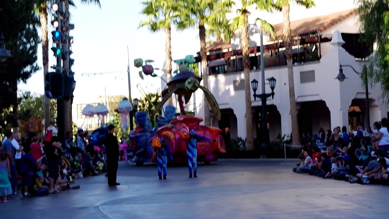 pixar play parade　【ディズニー・カリフォルニア・アドベンチャー】