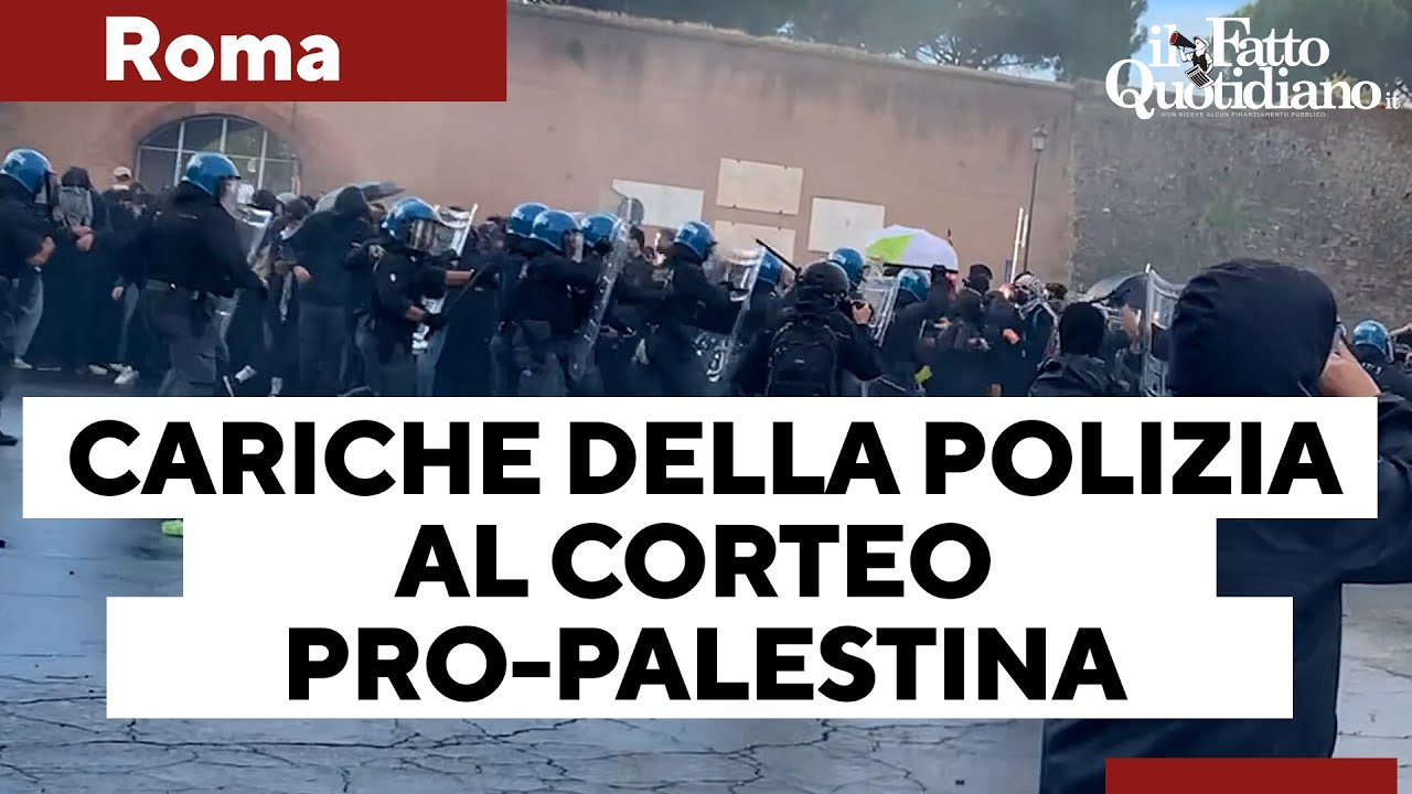 Cariche della polizia al corteo pro Palestina, usati anche gli idranti contro i manifestanti