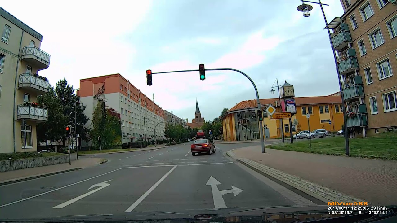 D: Stadt Friedland. Landkreis Mecklenburgische Seenplatte. Ortsdurchfahrt. August 2017