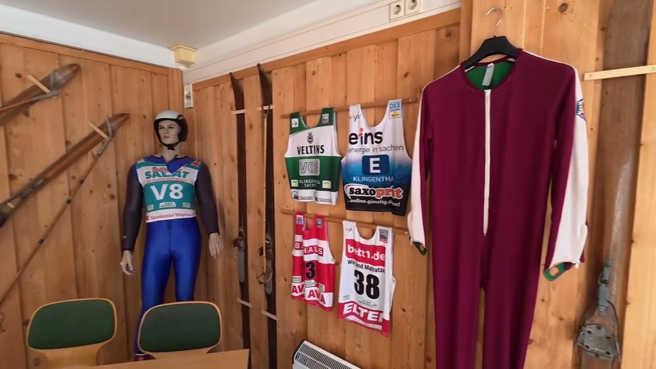 Auf der Weltcup Schanze in Klingenthal om Vogtland 