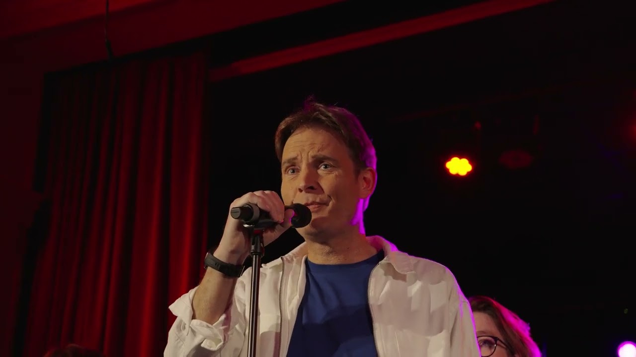 Popkoor Leek zingt My way