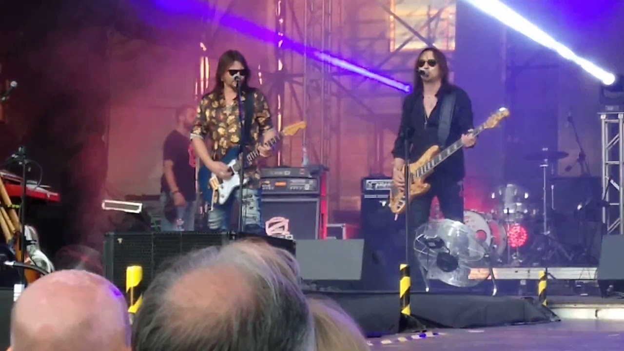 Oddział Zamknięty-Ściana (live@Radom 28.06.19)