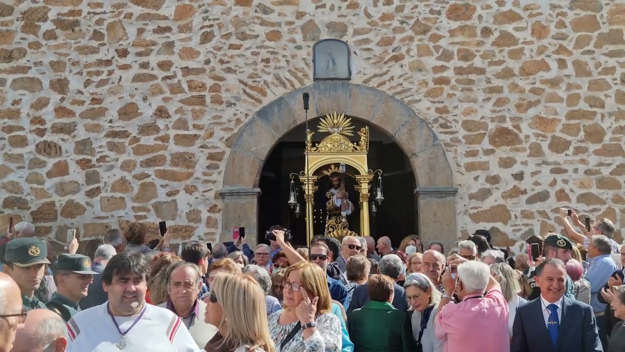 Procesión Santísimo Cristo de Urda desde Parroquia San Juan a su Basílica.