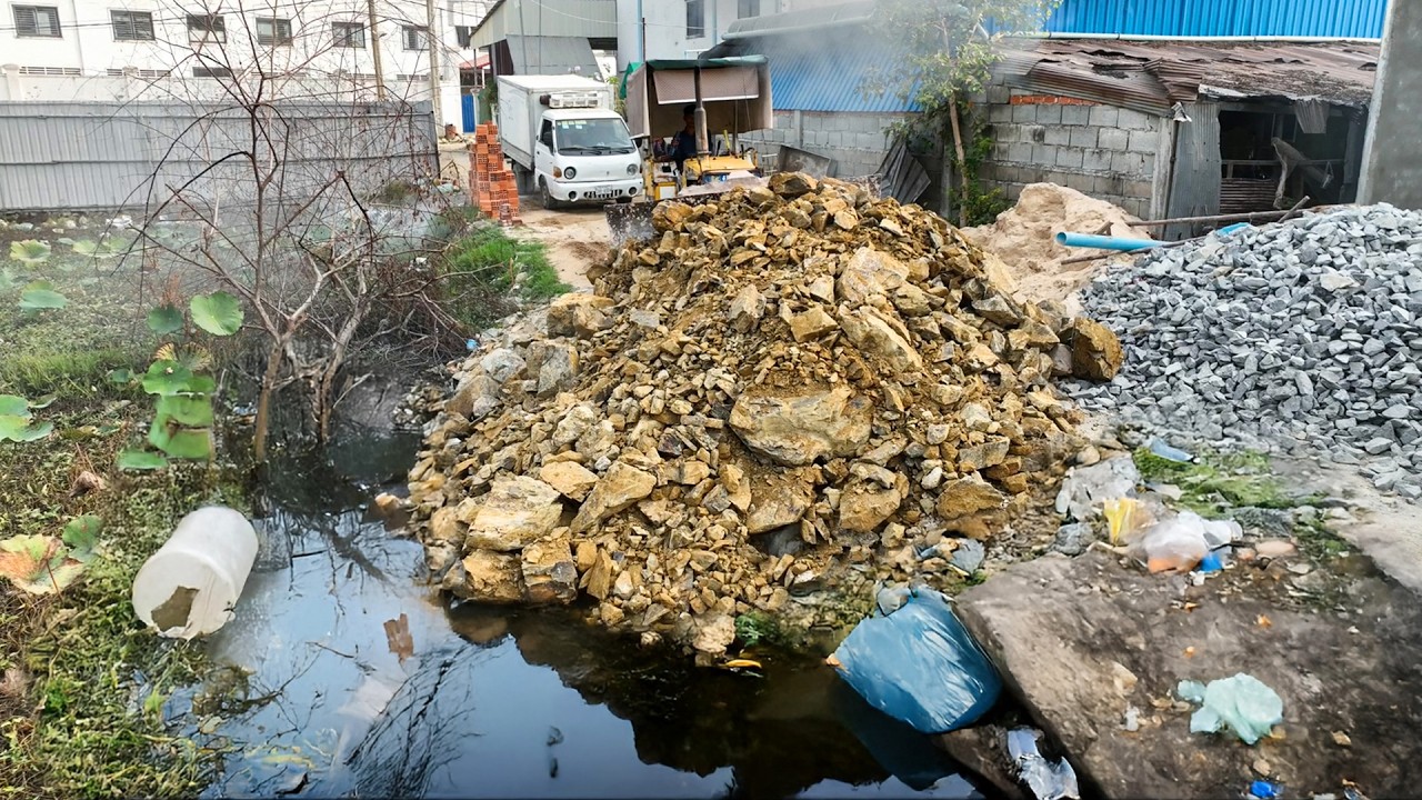 First Start Amazing Project.! Landfill Delete Flooded Area By Skill Dozer Pushing Stone & 5t Truck