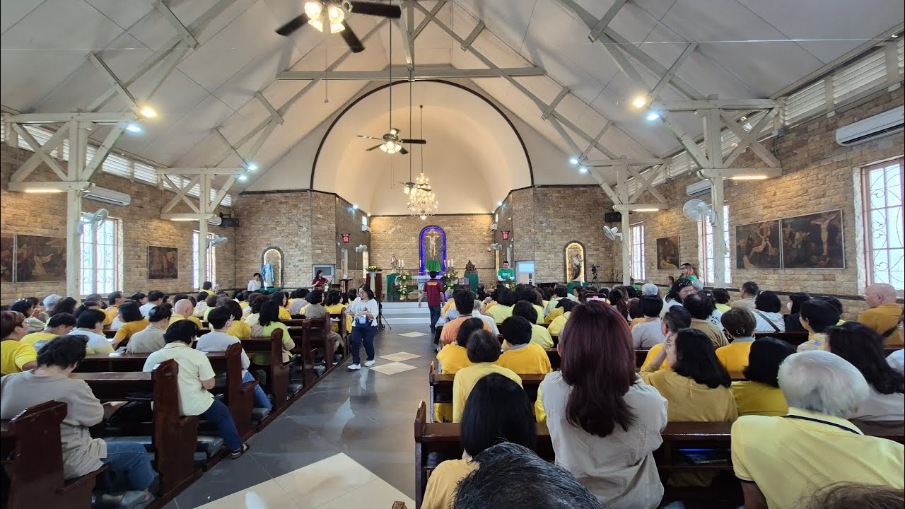 ZIARAH KE GEREJA KATOLIK PEMANGKAT DAN PLAZA MARIA DONG LU