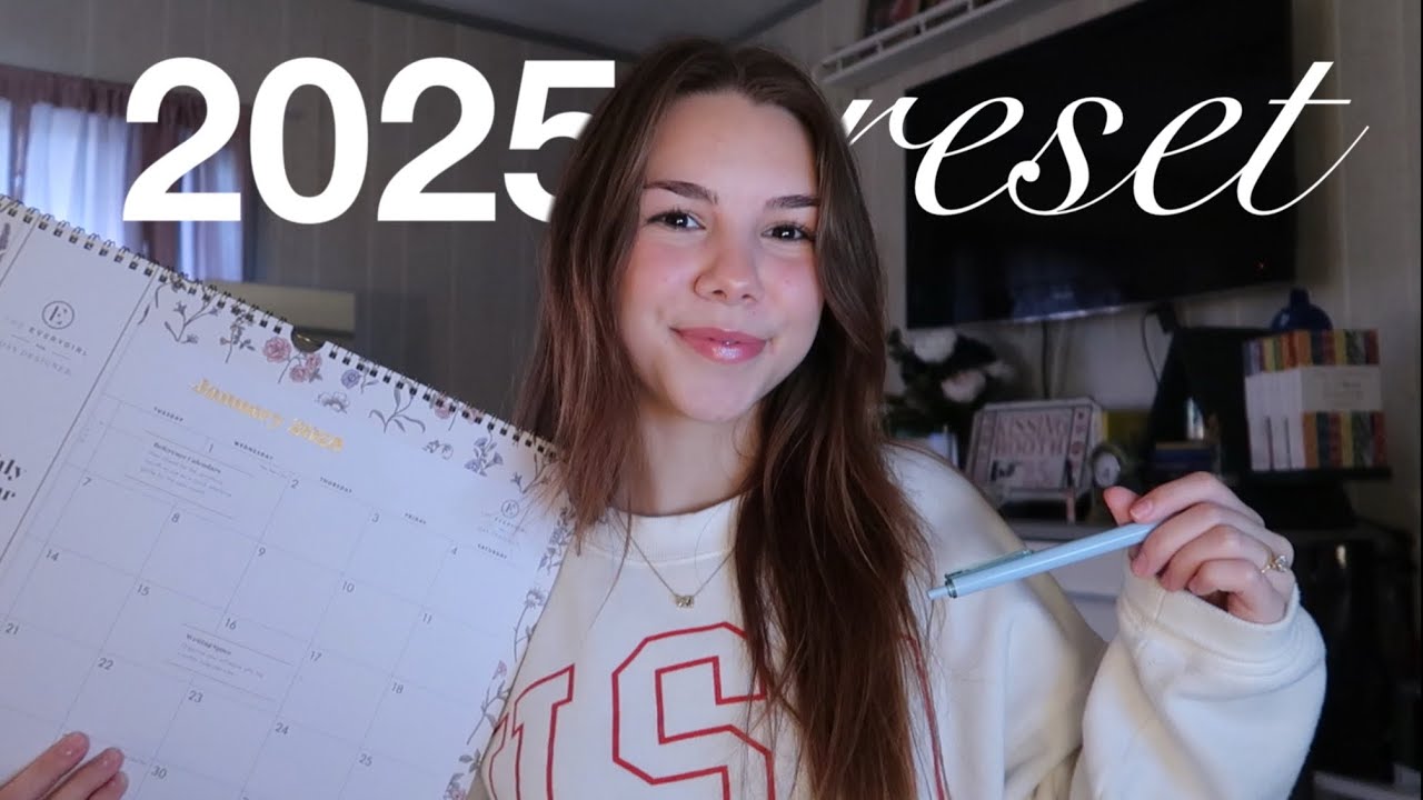 my yearly reset for 2025 💌✨🎧 organizing my bookshelves, cleaning out my clothes, and goal setting