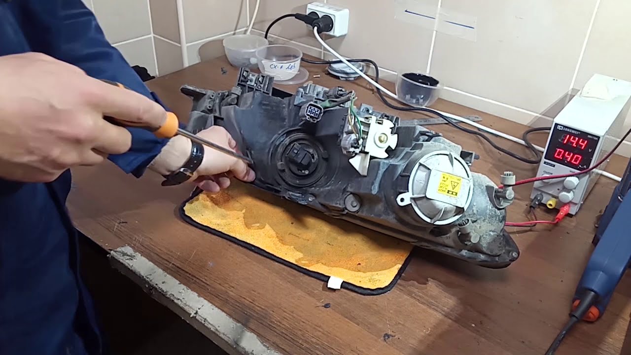 Улучшение света на автомобиле Мазда СХ 7. Improving the light on the Mazda CX 7 car