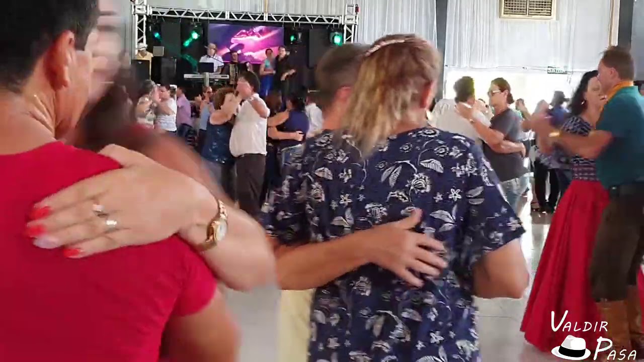 Valdir Pasa-Na quele baile- Nino Pasa.
