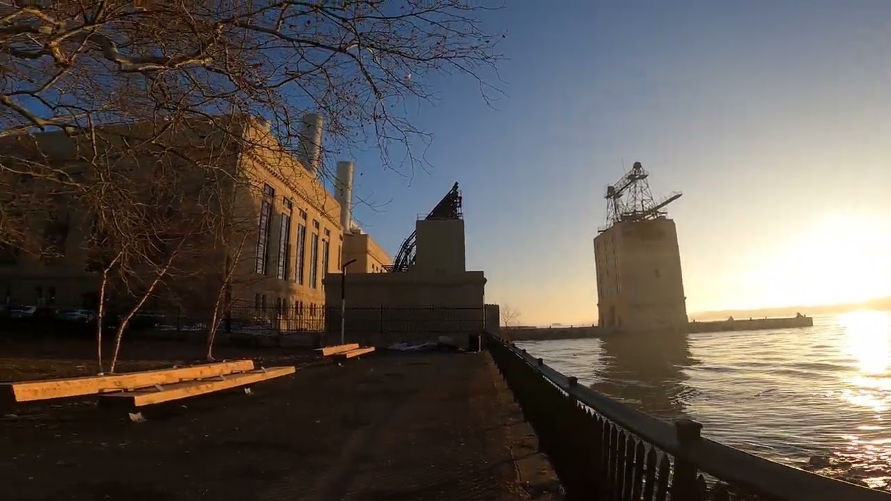 Sunrise Walk ** Penn Treaty Park to Columbia Ave & West ** Philadelphia PA ASMR [4K]