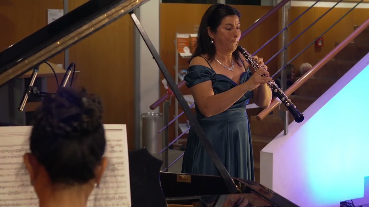 1. Animado - Concertino for Oboe, Brenno Blauth / Duo Esencia