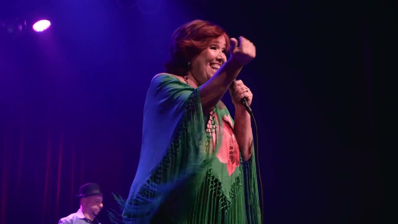 MINHA PRAIAI É A BOSSA - FÁTIMA REGINA - DEIXA /O NOSSO AMOR