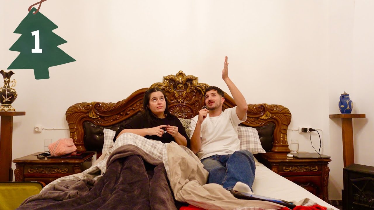 Dormimos en un HOSTAL EMBRUJADO 👻 | 10 citas en Navidad 🎄
