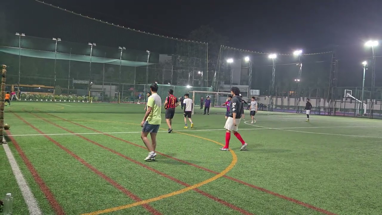 URBAN BALLERS PICK UP GAME 