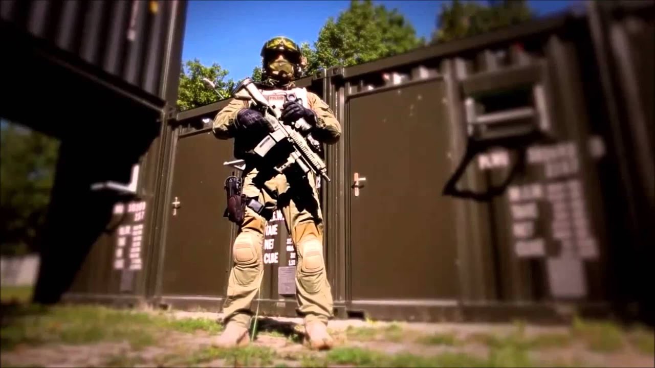 Polish special forces - GROM [ Jednostka Wojskowa Grom ]