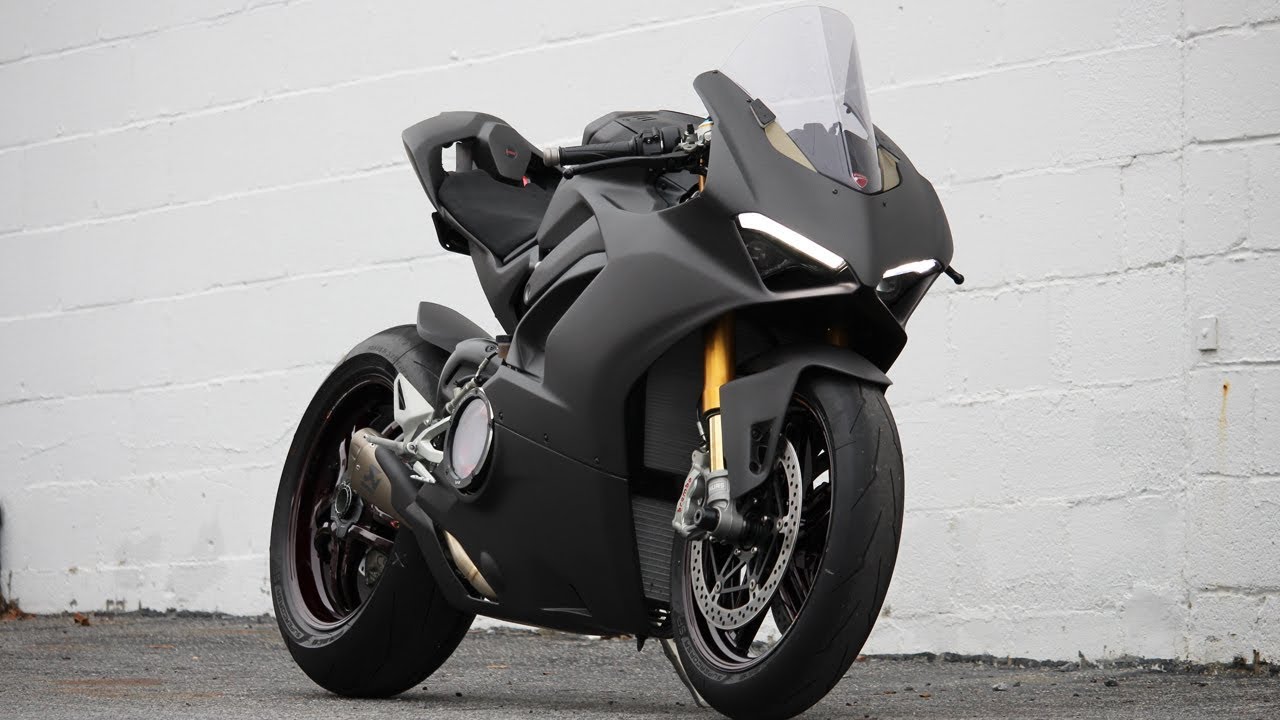 Carbon V4 Panigale gets Superlight Chain and Sprockets!!!