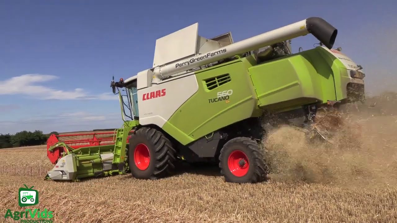 Wheat Harvest 2020.  Perry Green Farms Claas Tucano 560